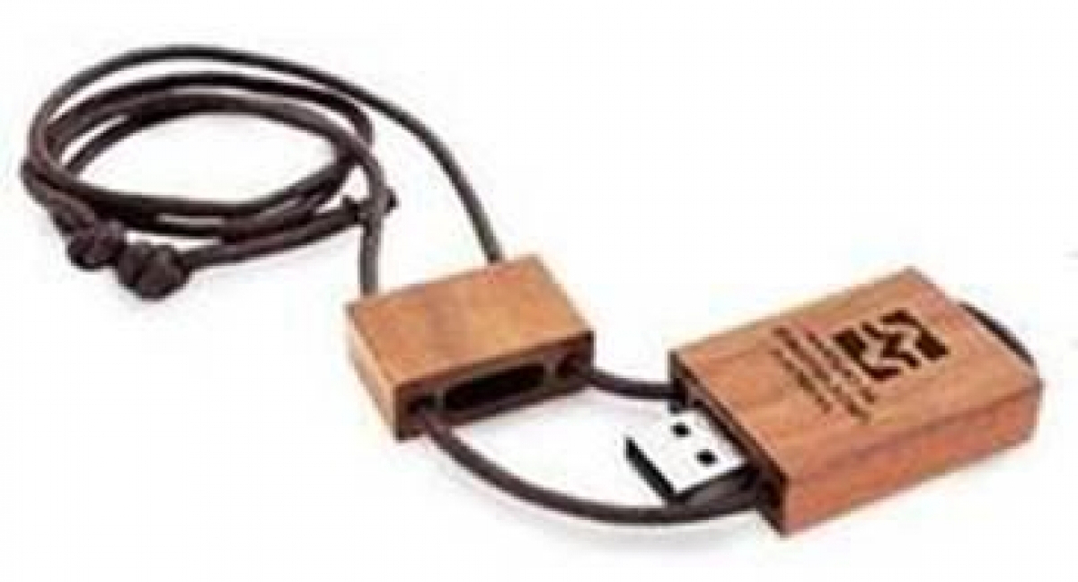 Grupo Green Market | Usb de Bambu Cordón TEC1031
